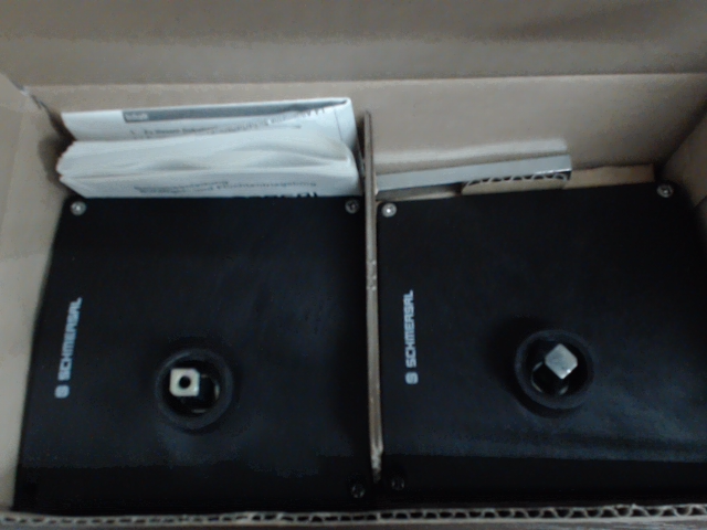 SCHMERSAL az-azm-200-b30-rtag1p1