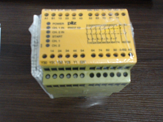PNOZ X9 24VAC 24VDC 7n/o 2 n/c 2so图片