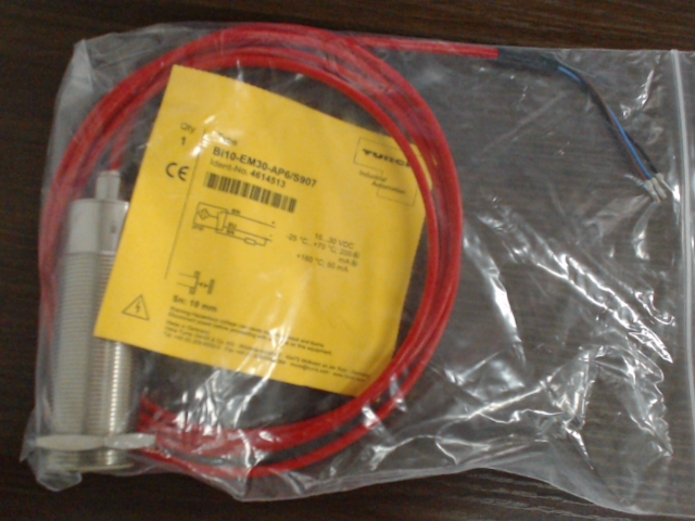 BI10-EM30-AP6/S907图片