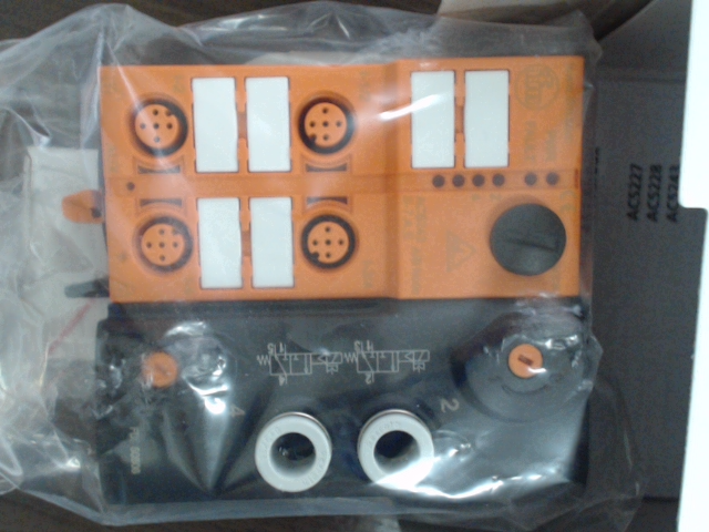 [AC5243]AirBox 2x3/2 4DI-Y IP67 AUX图片