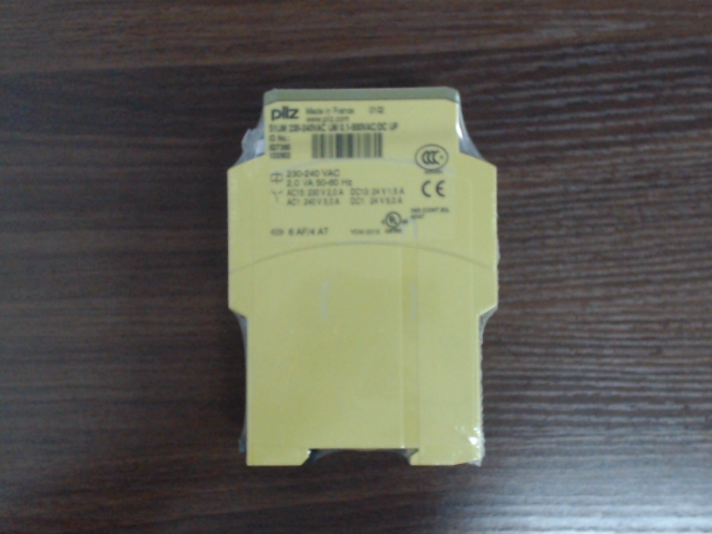 S1UM 230-240VAC UM 0.1-500VAC/DC UP图片