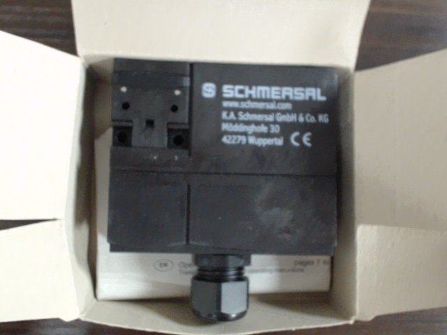 AZM 170SK-11ZRKA 24VAC/DC图片