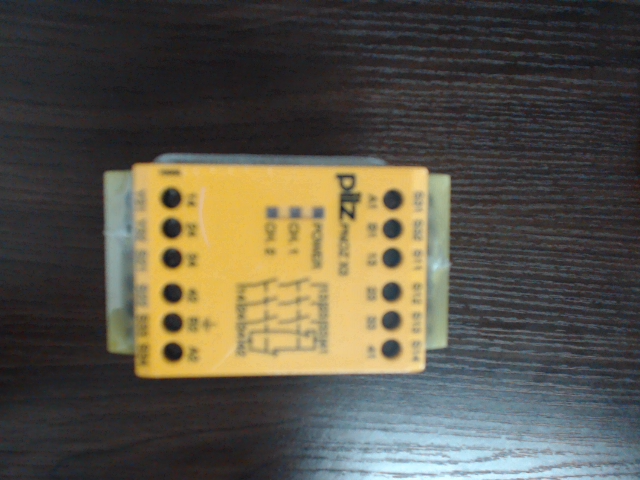 PNOZ X3 110VAC 24VDC 3n/o 1n/c 1so图片