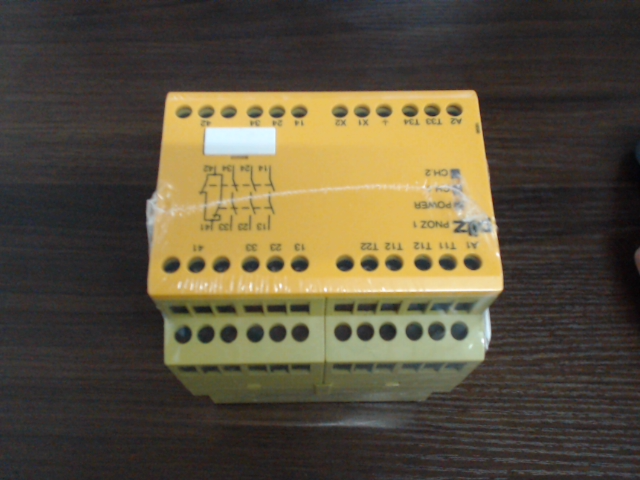 PNOZ 1 24VAC 3n/o 1n/c图片