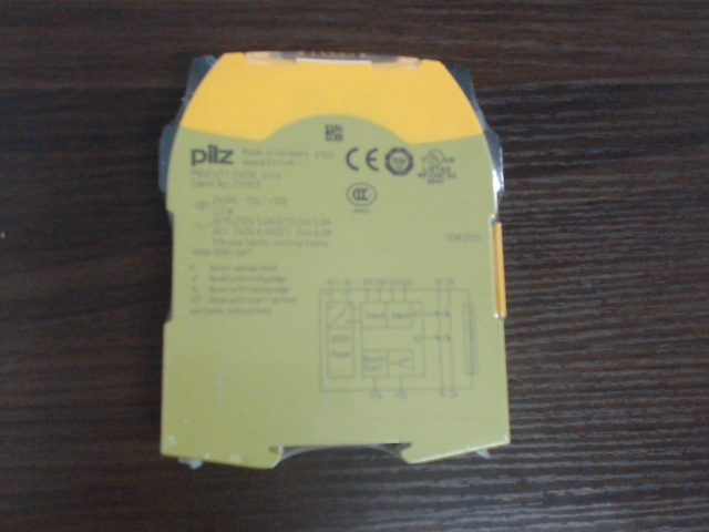 PNOZ s3 C 24VDC 2 n/o图片