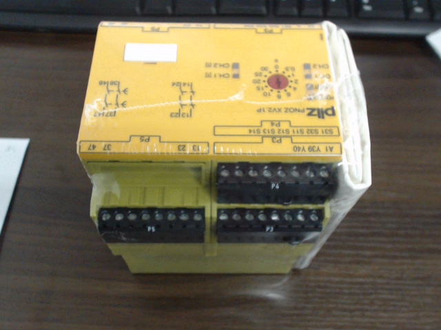 PNOZ XV2.1P 30/24-240VACDC 2n/o 2n/o t图片