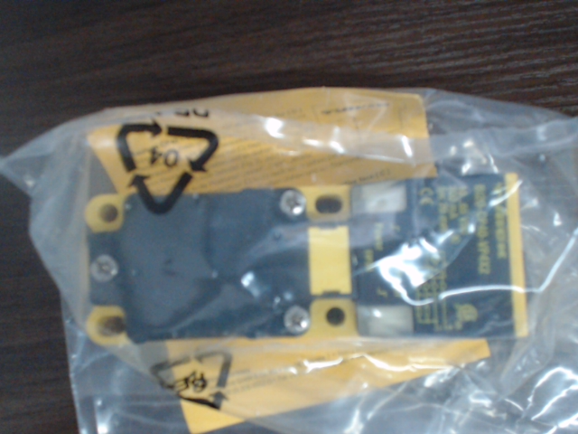 BI20-CP40-VP4X2图片